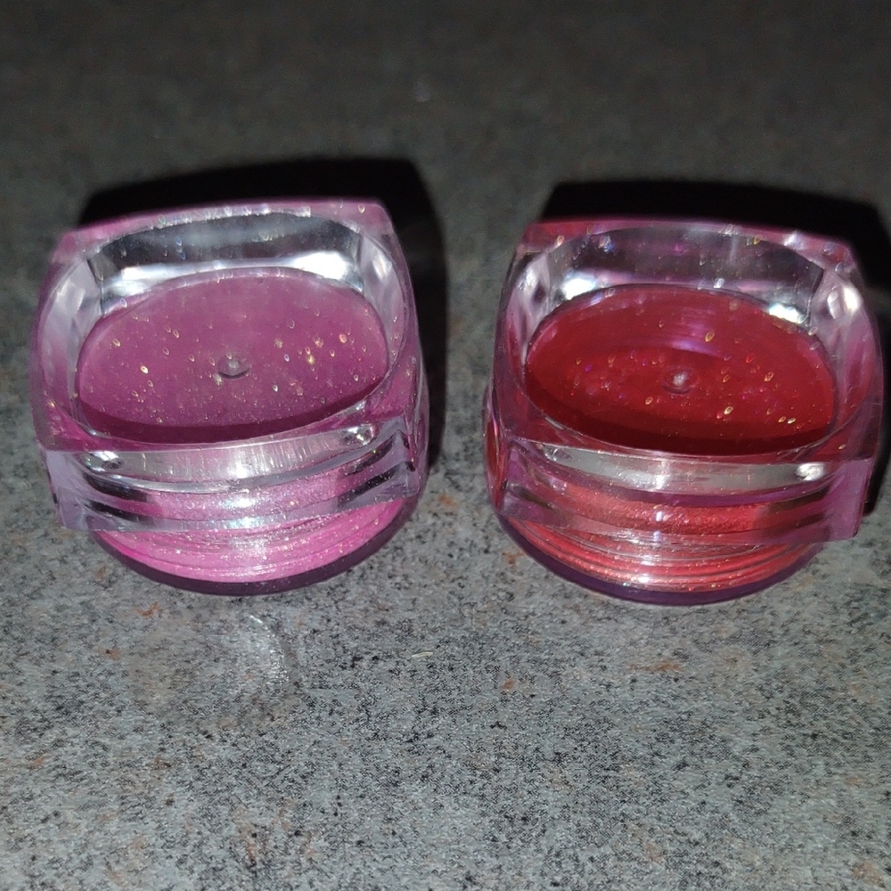 Set of Two Pink and Red Shimmer Makeup